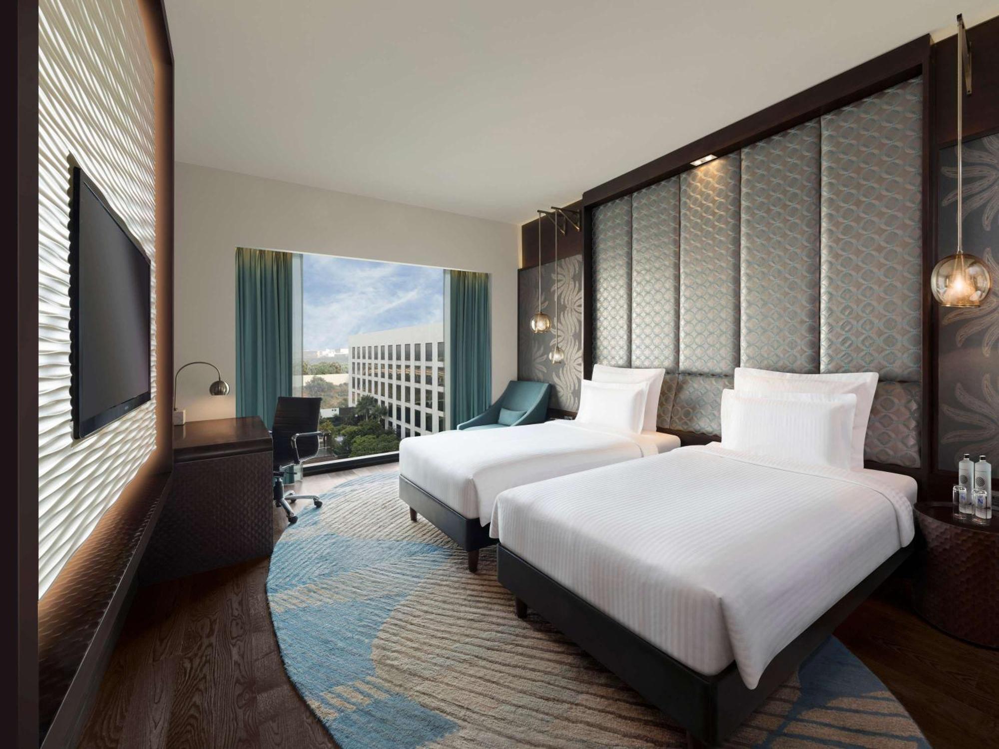Pullman New Delhi Aerocity Exterior foto Deluxe Room