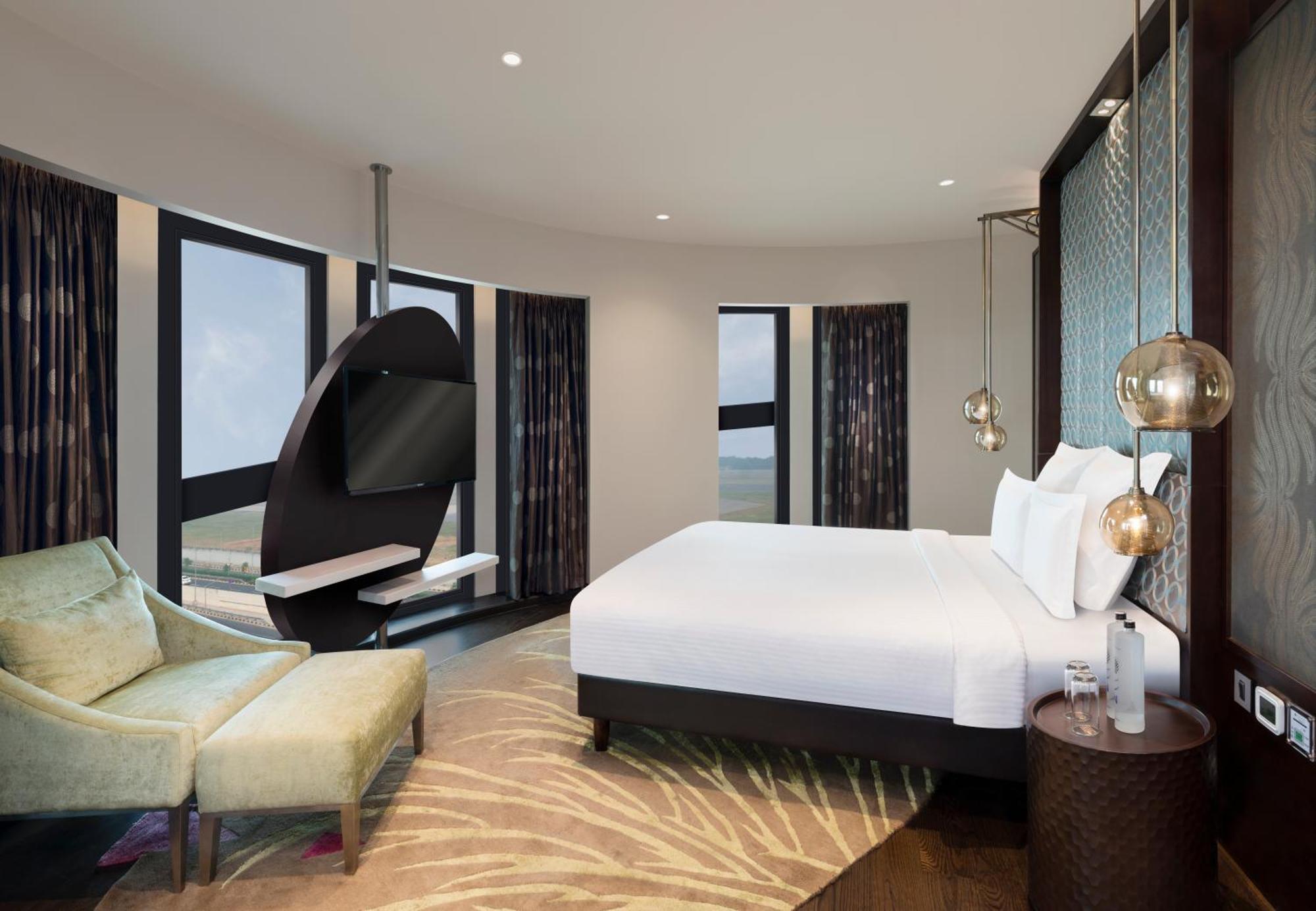 Pullman New Delhi Aerocity Exterior foto Suite room at the hotel